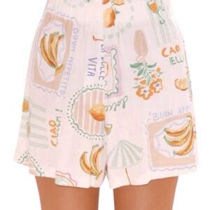Green High Waist Cream Shorts with Breezy Comfort